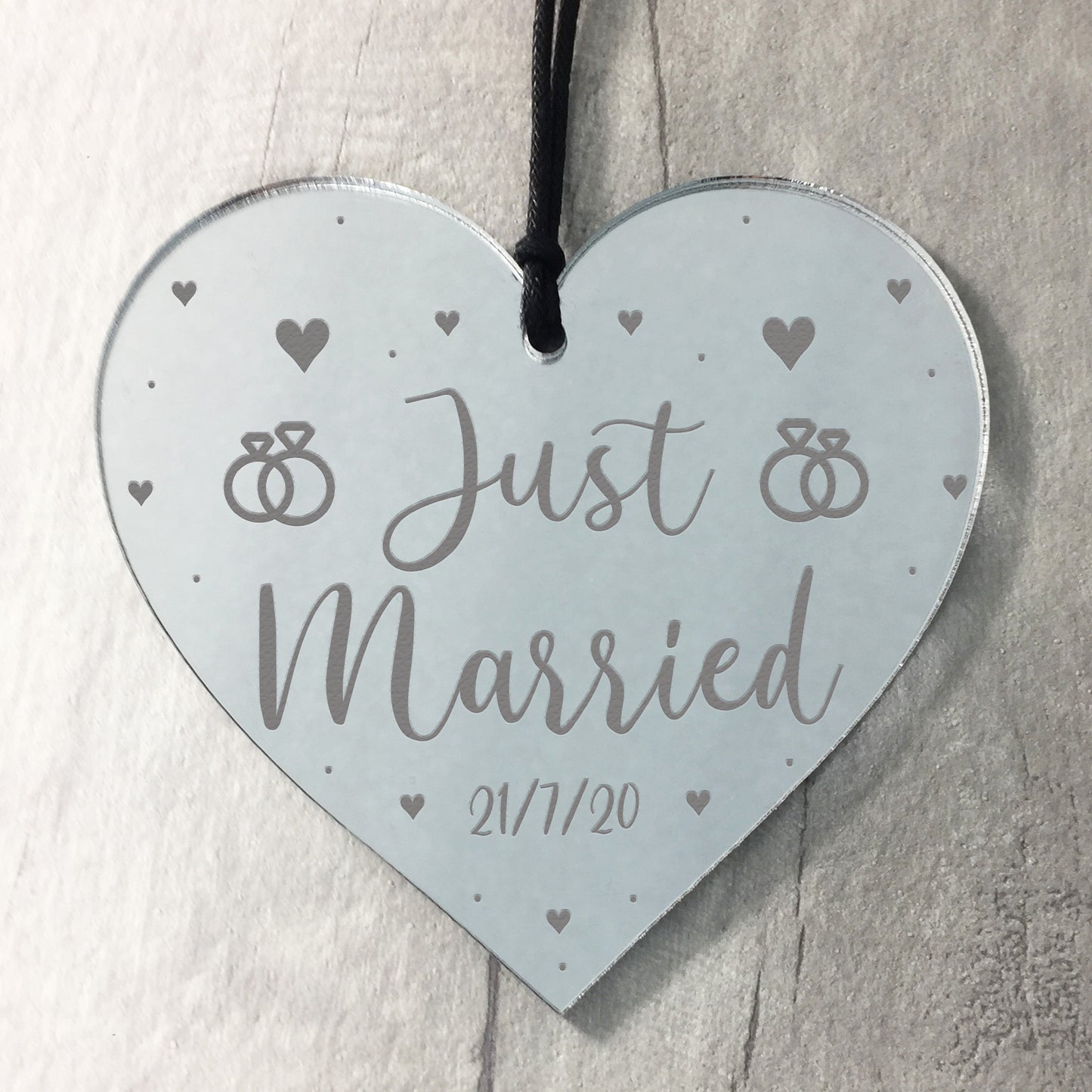 Personalised Just Married Sign Hanging Heart Sign Wedding Gift