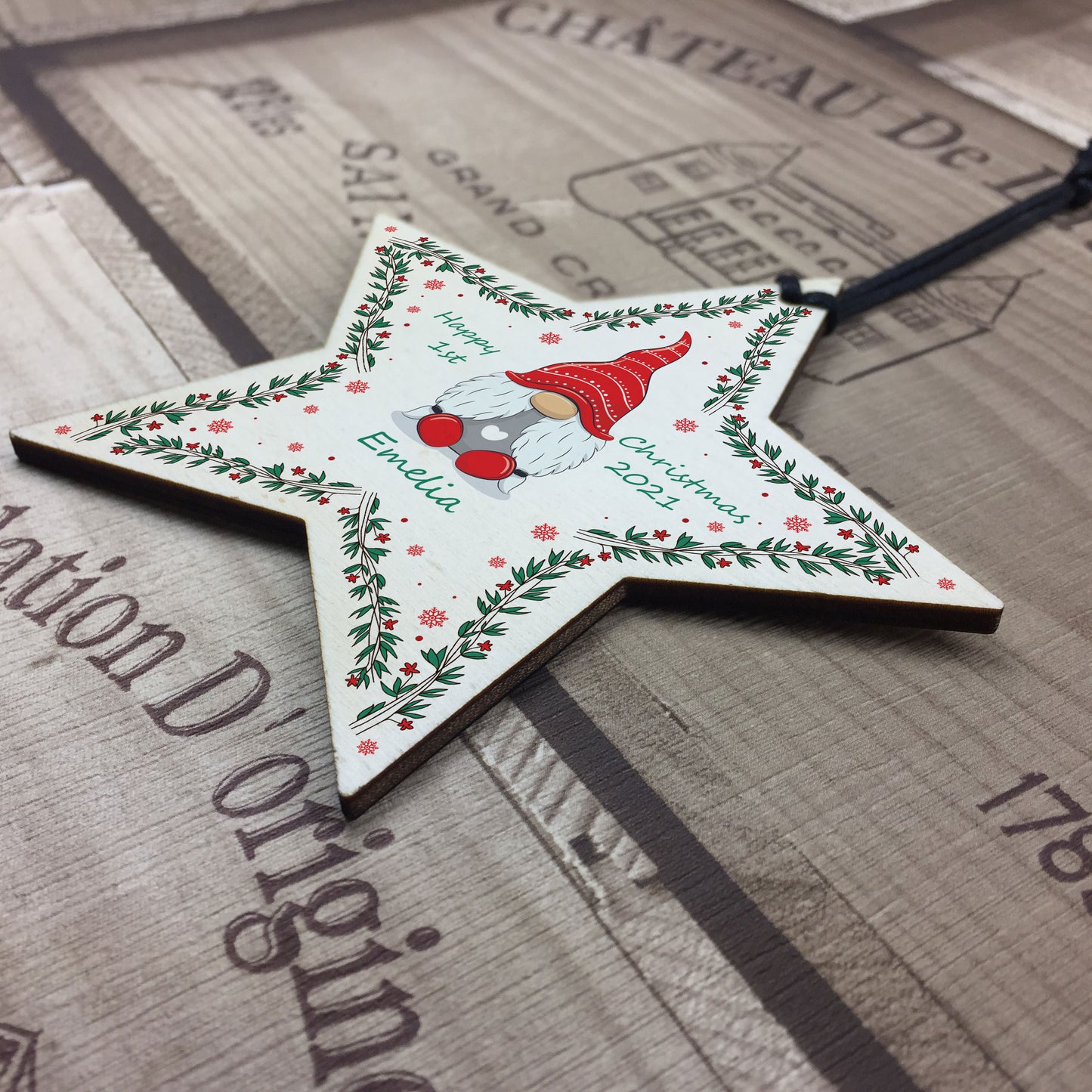 Babys 1st Christmas Bauble Wood Star Personalised New Baby Gift