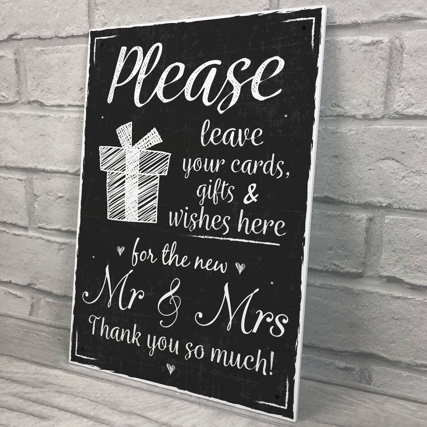 New Mr & Mrs Wedding Present Table Chalkboard Hanging Plaque