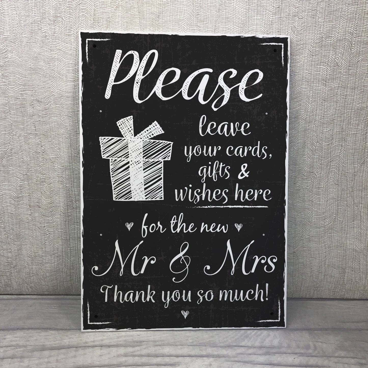New Mr & Mrs Wedding Present Table Chalkboard Hanging Plaque