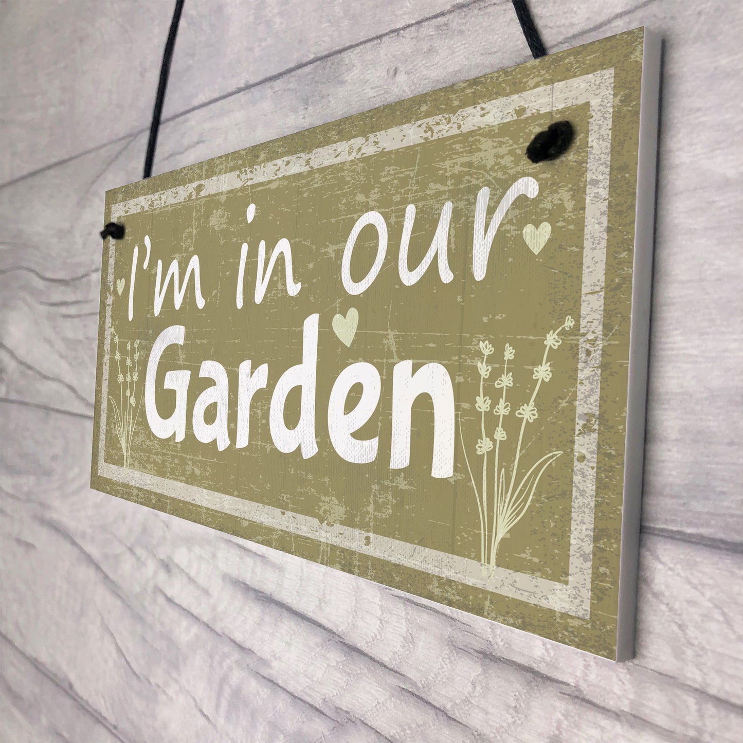 Im In Our Garden Novelty Door Plaque Summer House Sign GIFT